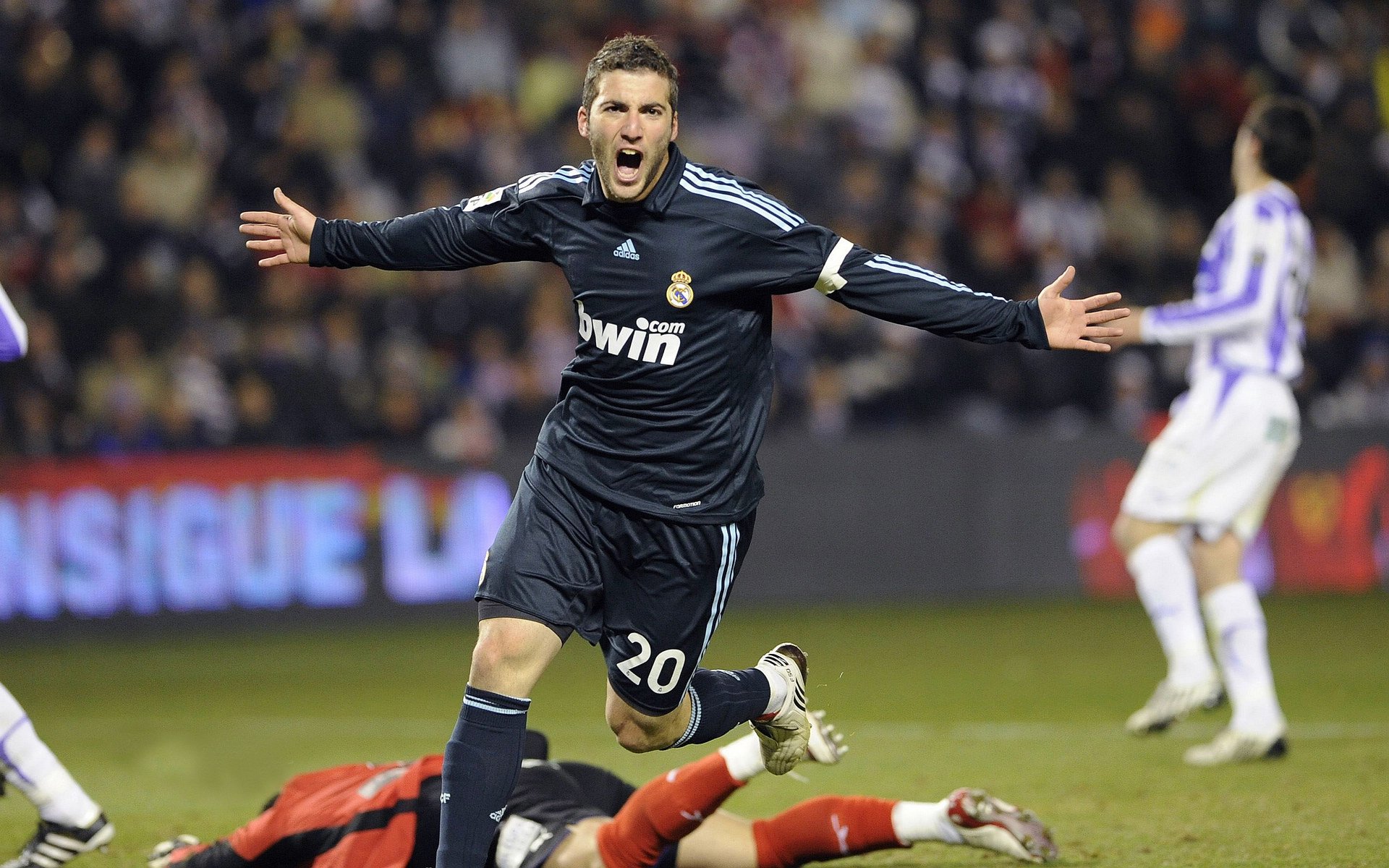 世界杯医疗急救一次未缺席 专业团队保障比赛安全底线